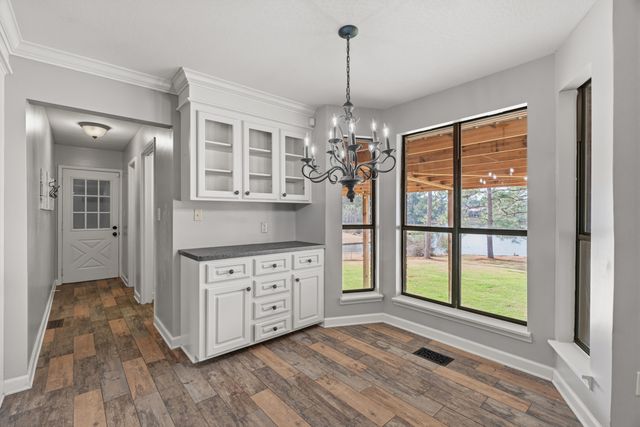 77 Baracuda Dr., Hattiesburg, MS 39402