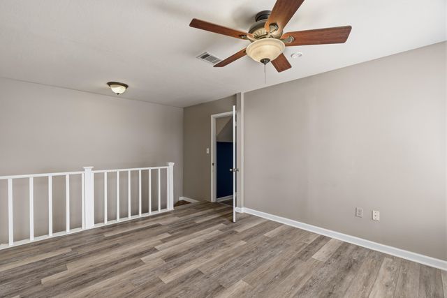 77 Baracuda Dr., Hattiesburg, MS 39402