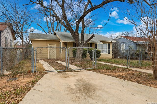 507 Wright Ave, Schertz, TX 78154