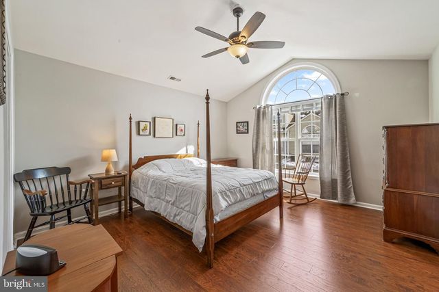 32 TRADITIONS WAY, Lawrenceville, NJ 08648