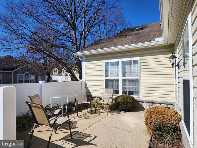 32 TRADITIONS WAY, Lawrenceville, NJ 08648