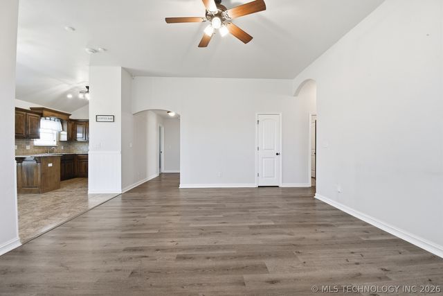 13364 N 133rd East Avenue, Collinsville, OK 74021