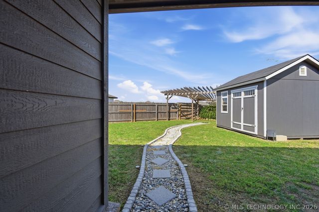 13364 N 133rd East Avenue, Collinsville, OK 74021