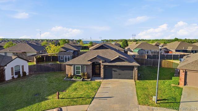 13364 N 133rd East Avenue, Collinsville, OK 74021