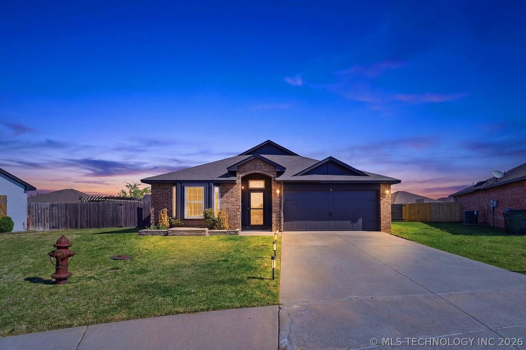 13364 N 133rd East Avenue, Collinsville, OK 74021