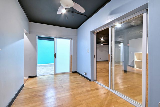 320 S Cornell Avenue B, Villa Park, IL 60181