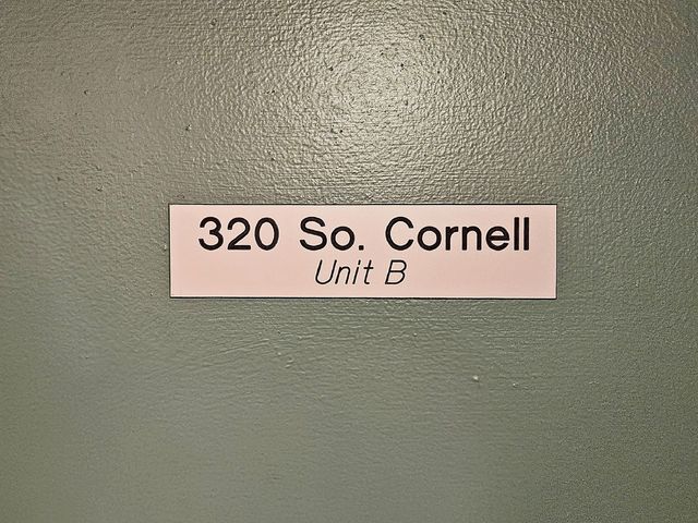 320 S Cornell Avenue B, Villa Park, IL 60181