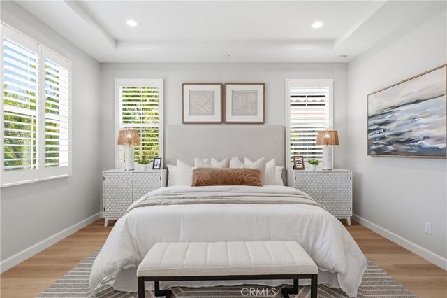 192 Crescent Moon, Irvine, CA 92602
