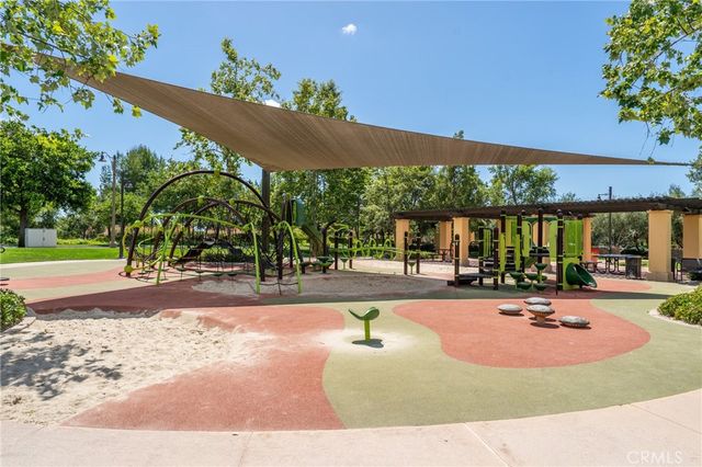 192 Crescent Moon, Irvine, CA 92602
