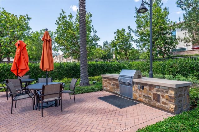 192 Crescent Moon, Irvine, CA 92602