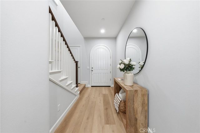 192 Crescent Moon, Irvine, CA 92602