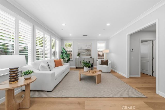 192 Crescent Moon, Irvine, CA 92602