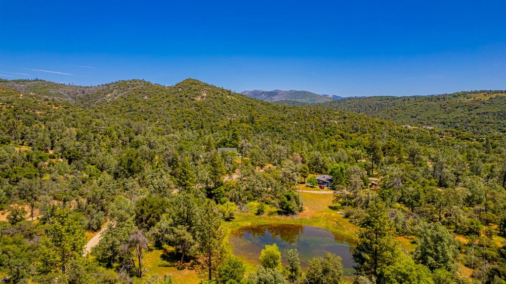 Image 55 of property listing at 47457 Road 620, Oakhurst, CA 93644