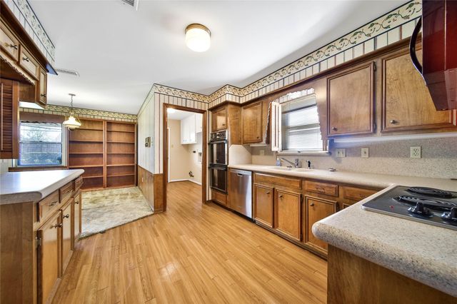 1119 Cheshire Lane, Houston, TX 77018