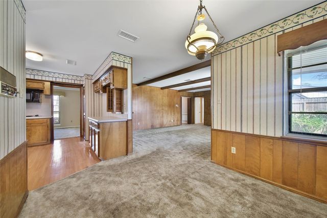 1119 Cheshire Lane, Houston, TX 77018