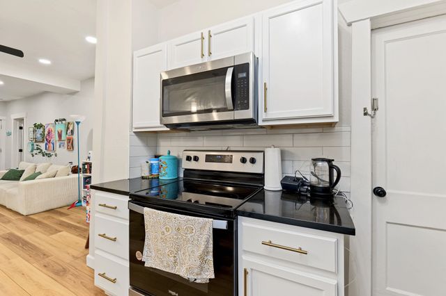 1648 S Pattie, Wichita, KS 67211