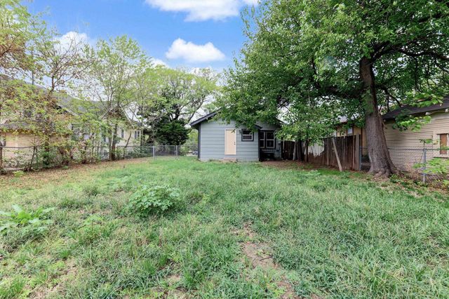 1648 S Pattie, Wichita, KS 67211
