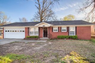 2616 Old Omen Rd, Tyler, TX 75701