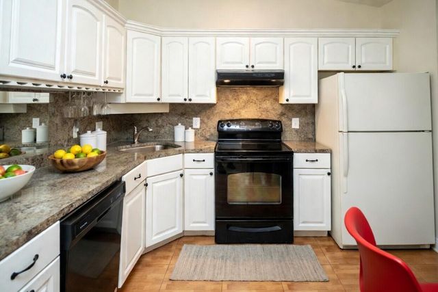 1017 Green Pine Boulevard C, West Palm Beach, FL 33409