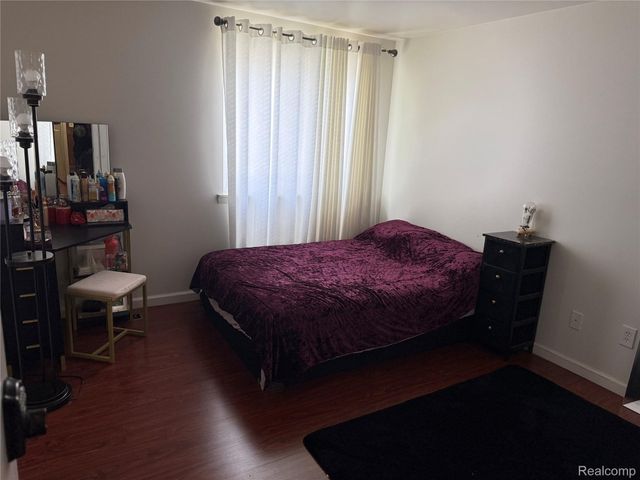 14804 El Dorado Terrace 22, Warren, MI 48088