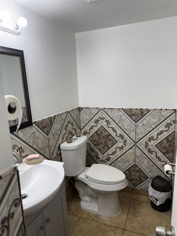 14804 El Dorado Terrace 22, Warren, MI 48088