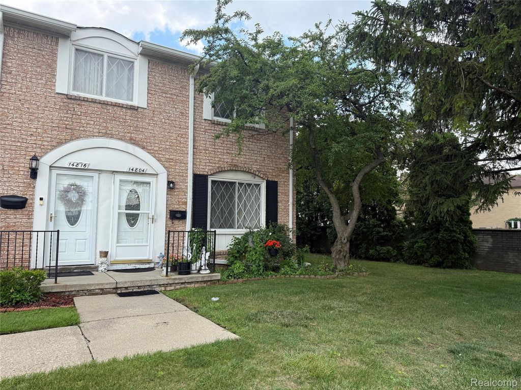 14804 El Dorado Terrace 22, Warren, MI 48088
