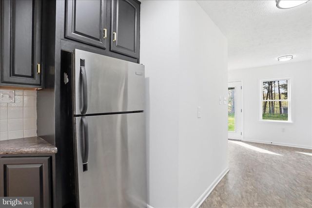 55 HIGHLAND RIDGE RD, Berkeley Springs, WV 25411