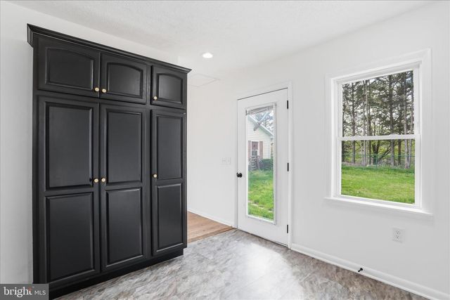 55 HIGHLAND RIDGE RD, Berkeley Springs, WV 25411