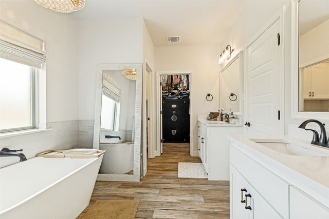 2015 Veal Circle, Weatherford, TX 76085