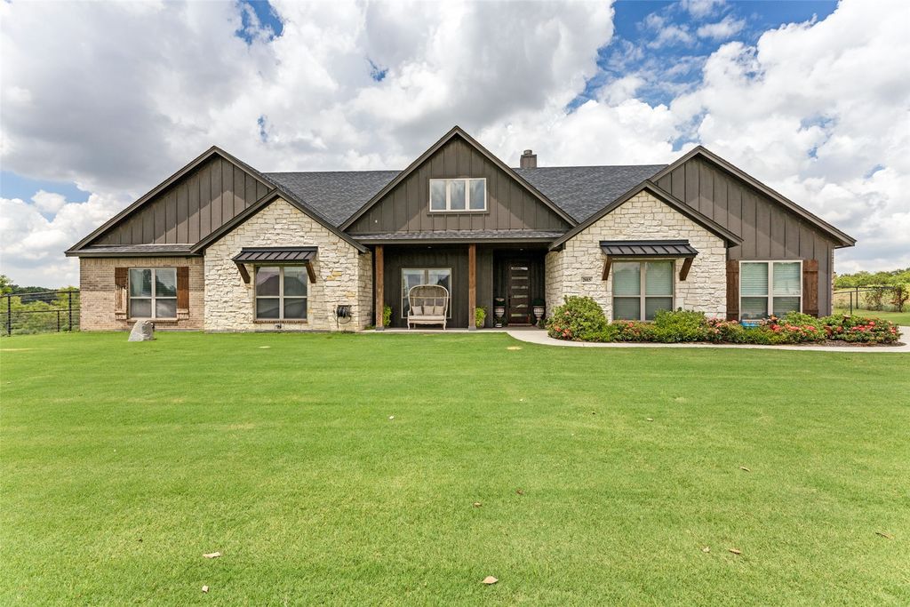 2015 Veal Circle, Weatherford, TX 76085