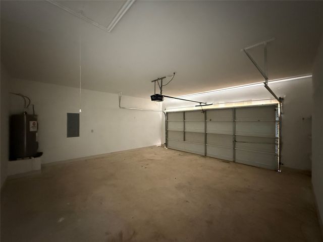 129 Towering Oaks, Tool, TX 75143