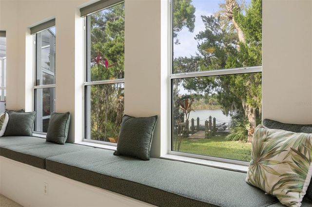 10 HERON DRIVE, Palm Coast, FL 32137