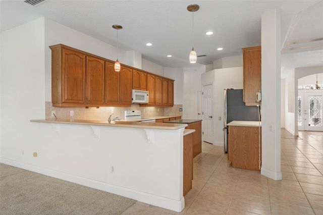 10 HERON DRIVE, Palm Coast, FL 32137