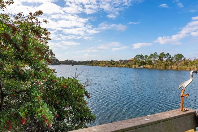 10 HERON DRIVE, Palm Coast, FL 32137