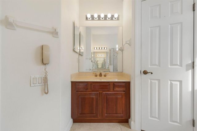 10 HERON DRIVE, Palm Coast, FL 32137