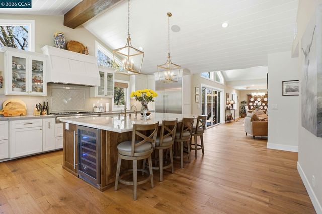 8 Simo Street, Alamo, CA 94507