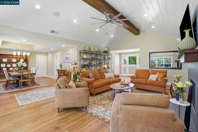 8 Simo Street, Alamo, CA 94507