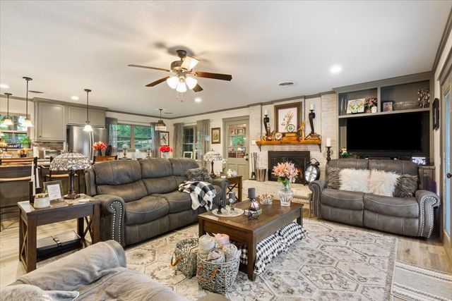 649 Wedgewood, China Spring, TX 76633