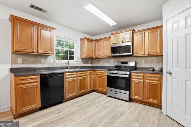 209 Randy Way, Dallas, GA 30132