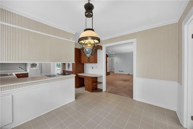 818 Colonial Drive, Burlington, NC 27215