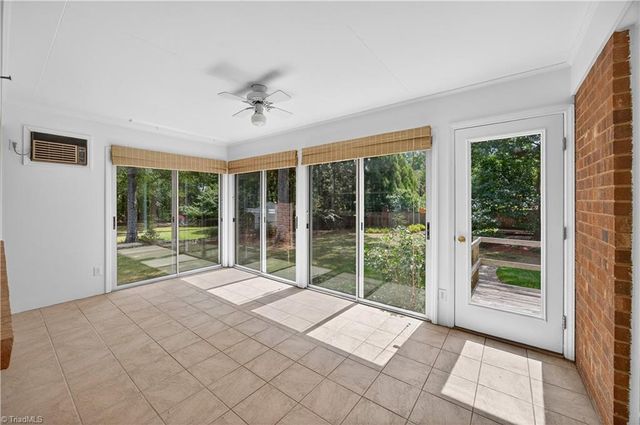 818 Colonial Drive, Burlington, NC 27215