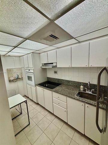 1000 West Ave 822, Miami Beach, FL 33139