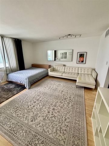 1000 West Ave 822, Miami Beach, FL 33139