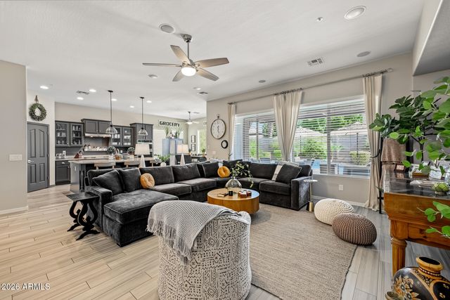 4727 N ALDEA Road E, Litchfield Park, AZ 85340