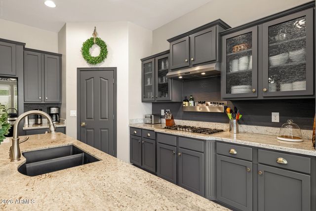 4727 N ALDEA Road E, Litchfield Park, AZ 85340