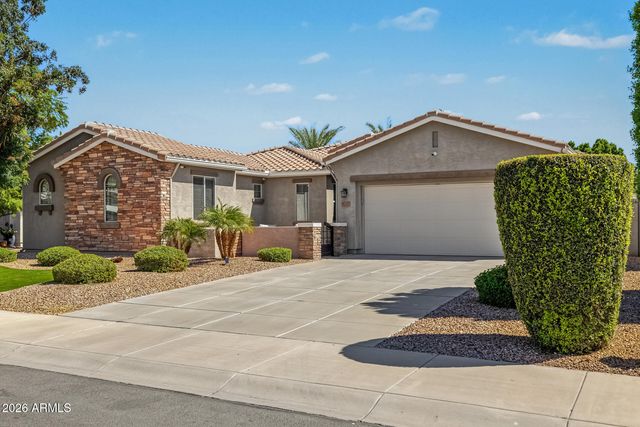 4727 N ALDEA Road E, Litchfield Park, AZ 85340