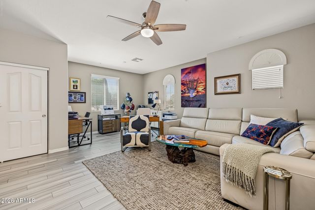 4727 N ALDEA Road E, Litchfield Park, AZ 85340