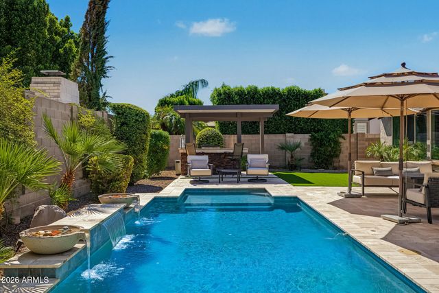 4727 N ALDEA Road E, Litchfield Park, AZ 85340
