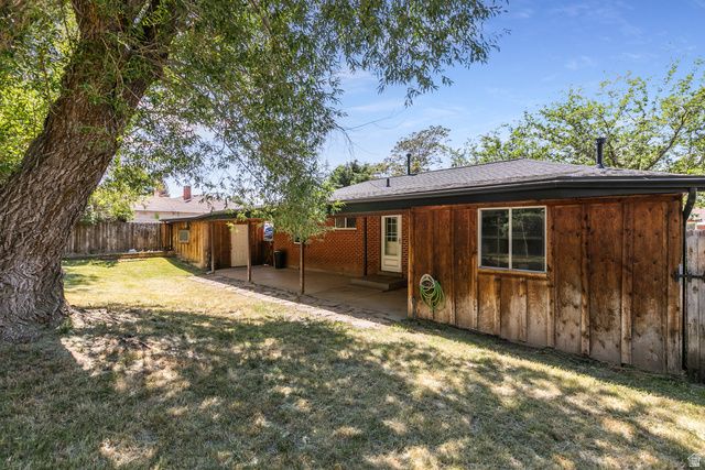 216 N ECCLES AVE, Ogden, UT 84404