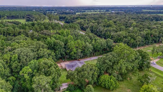 6500 Chumuckla Hwy, Pace, FL 32571